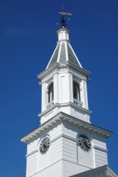 Haydenville_Congregational_Church_steeple_-_Haydenville,_MA_-_DSC07928